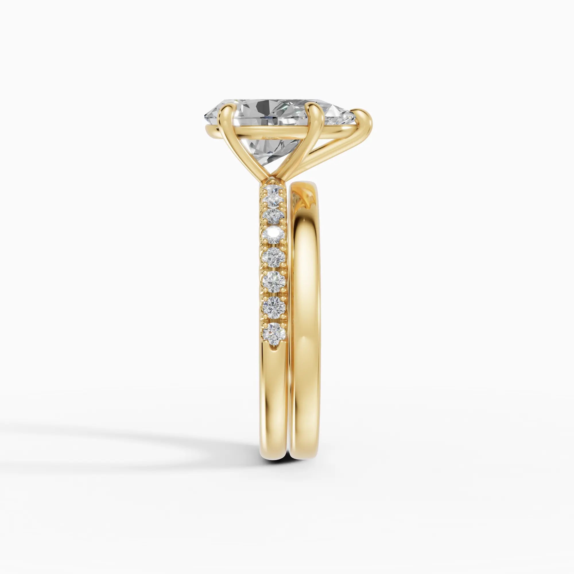 Anillo solitario corte pera medio pavé | Amour
