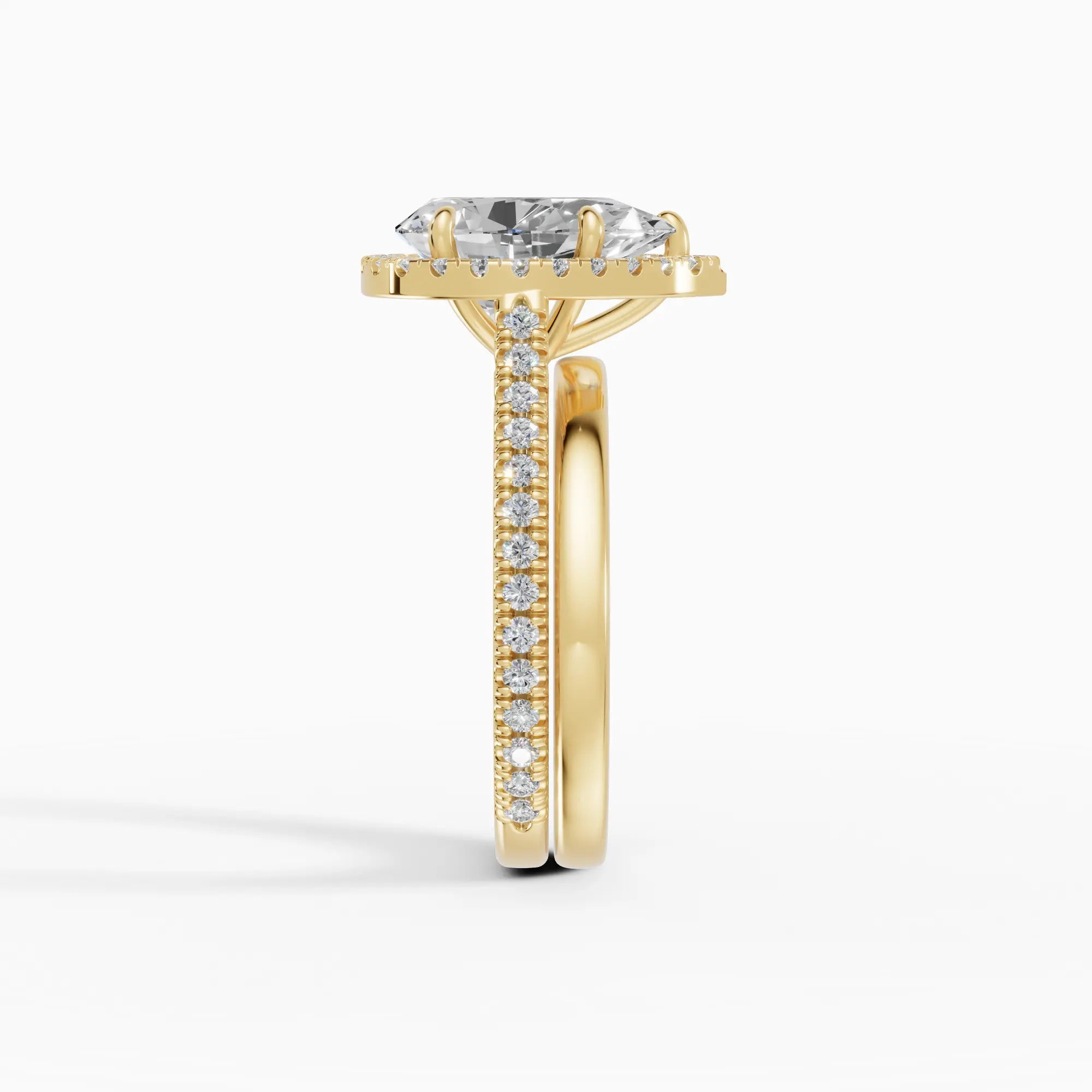 Anillo halo pera con catedral | Céleste