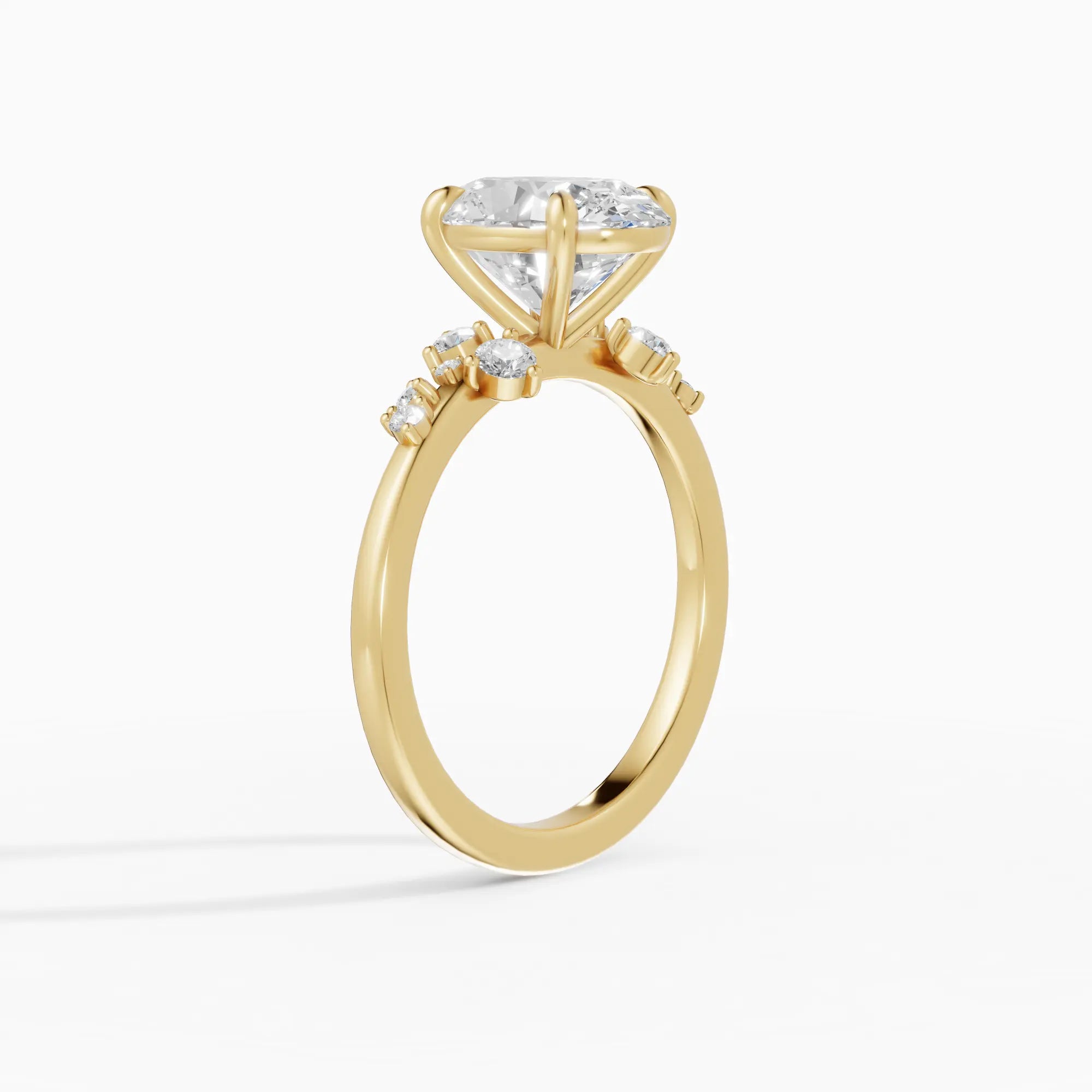 Anillo clúster oval | Triomphe
